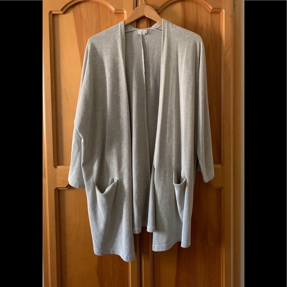 Cardigan - Picture 8 of 10